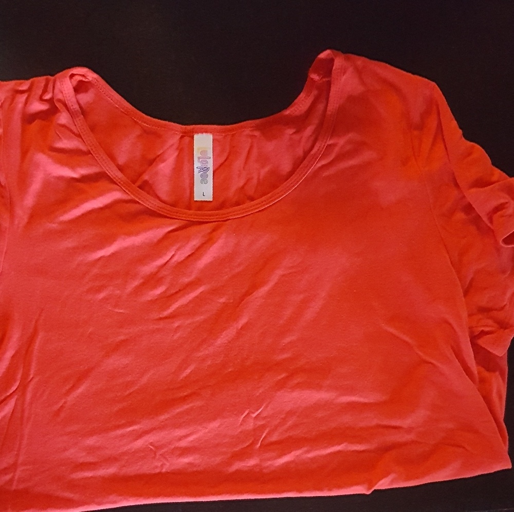 LuLaRoe Classic Tee